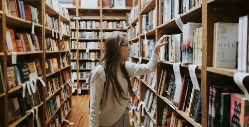 The Student's Secret Superpower: Boost Grades, Reduce Stress by Journaling! 